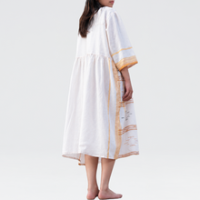 Load image into Gallery viewer, Offwhite Pintuck Gather Dress
