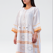 Load image into Gallery viewer, Offwhite Pintuck Gather Dress
