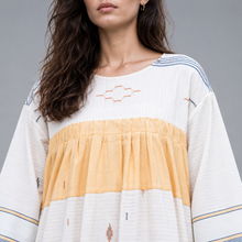 Load image into Gallery viewer, Off White Mango Pleated Bodies Dress
