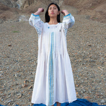 Load image into Gallery viewer, Pintuck Dress Indigo highlight
